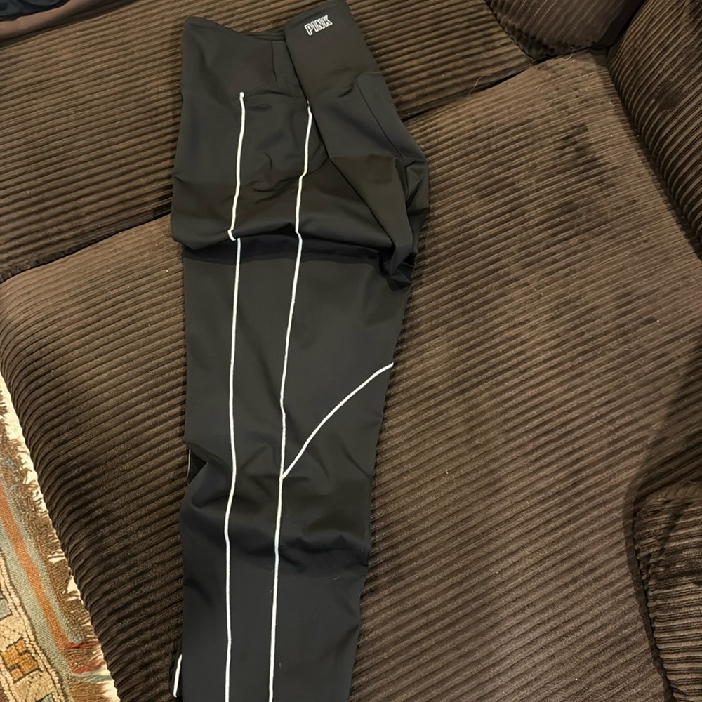PINK by Victoria’s Secret XXL black white piping leggings pocket for cell phone